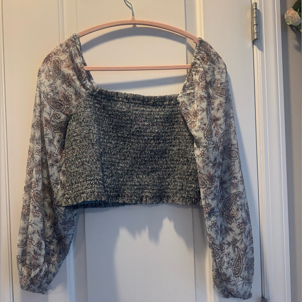 American Eagle Floral Long Sleeve Smocked Top